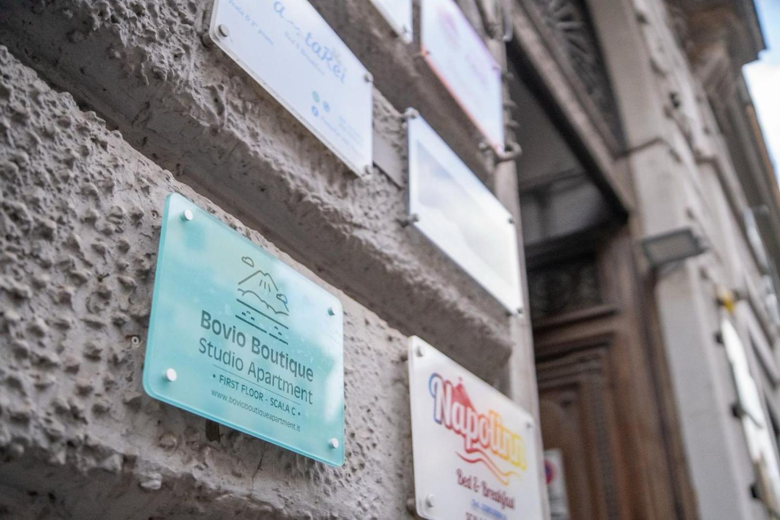 Bovio Boutique Studio Apartment Neapel Exterior foto