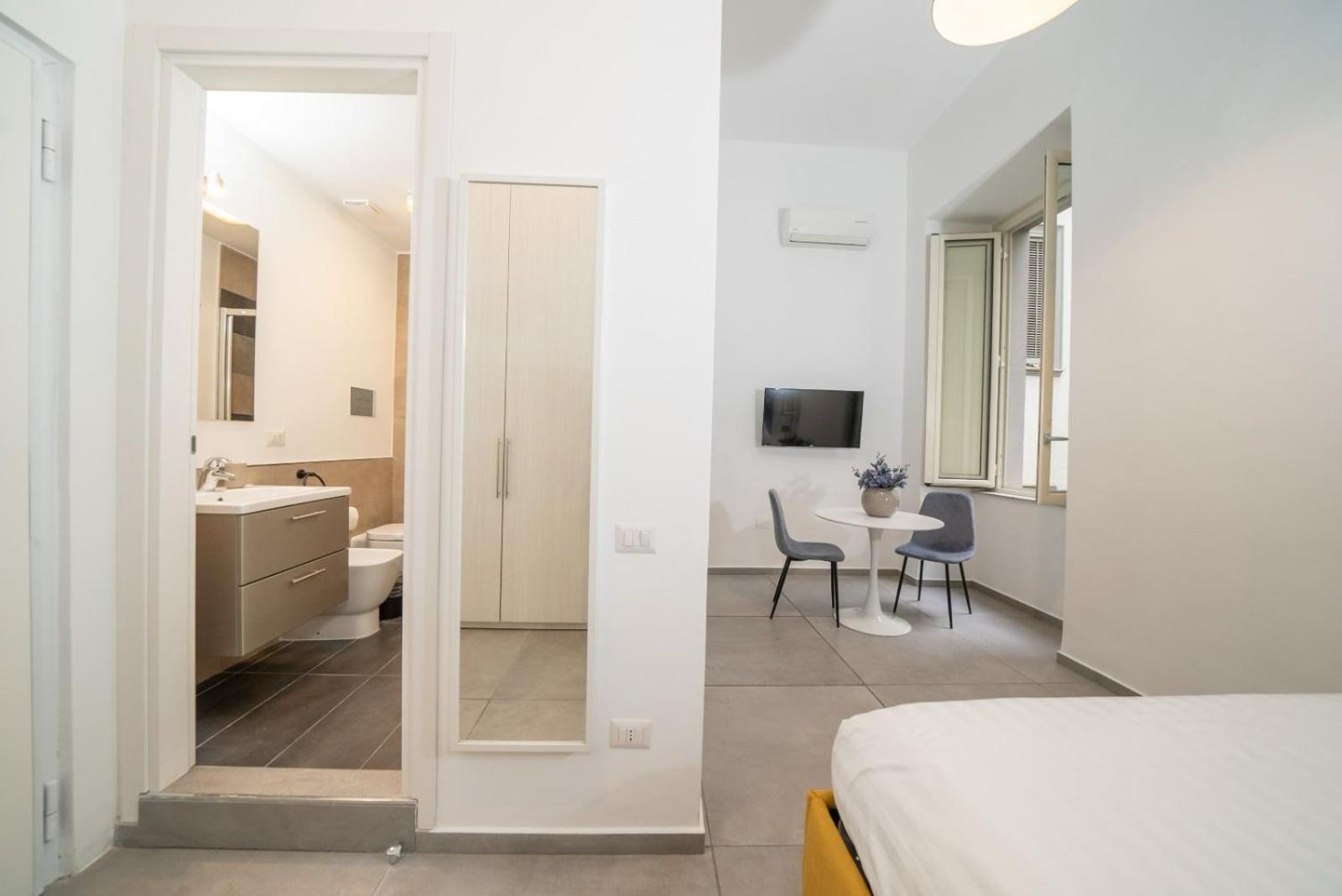Bovio Boutique Studio Apartment Neapel Zimmer foto